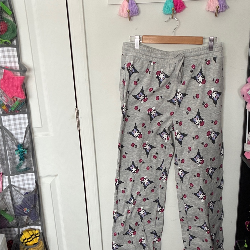 NEVER WORN Sanrio sweatpants with Kuromi